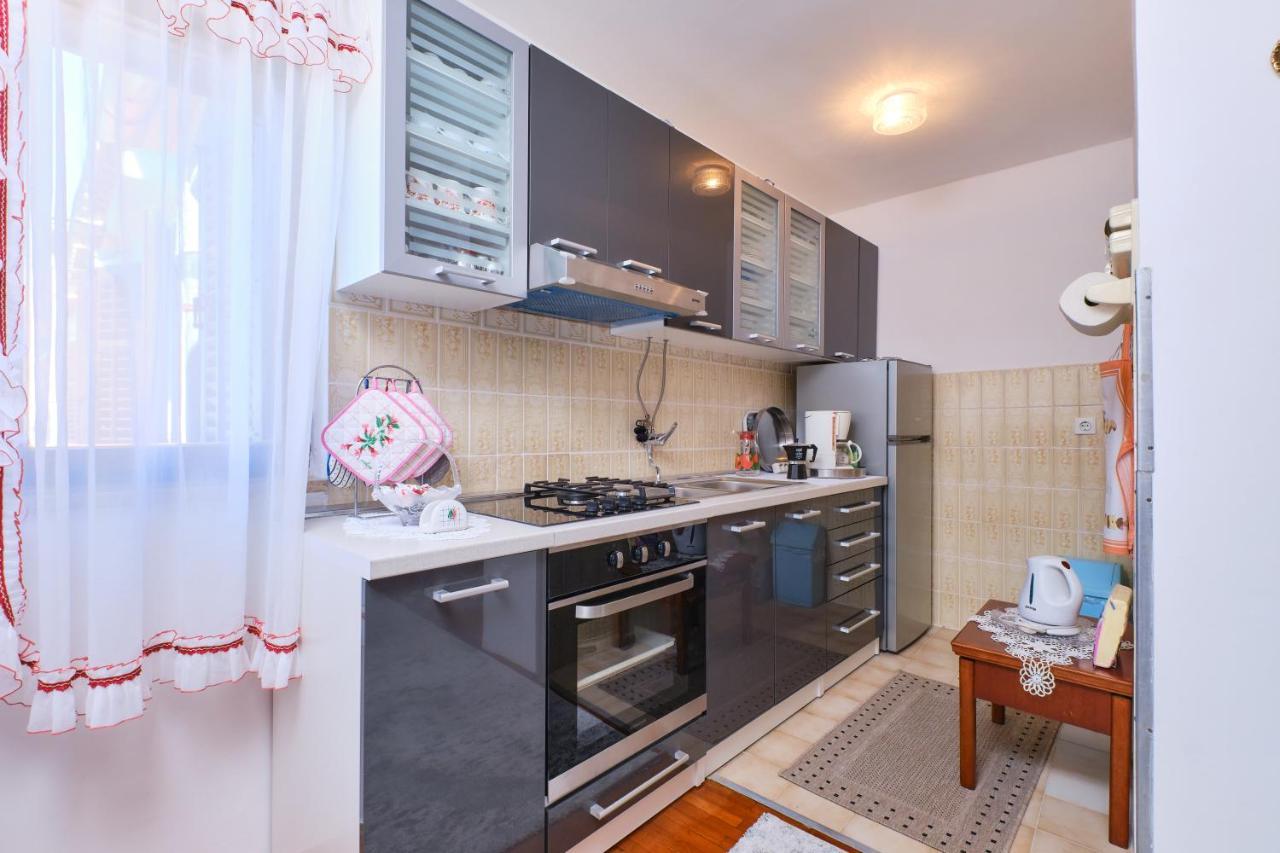 Apartman Ana Mali Lošinj Екстериор снимка
